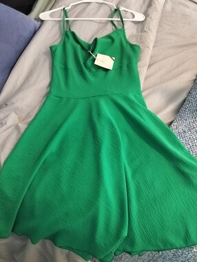 See You Monday Kelly Green V-Neck Dress